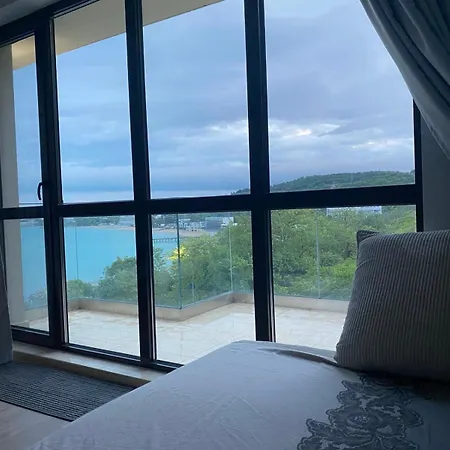 Art - Sea Horizon - Pool & Parking Апартамент